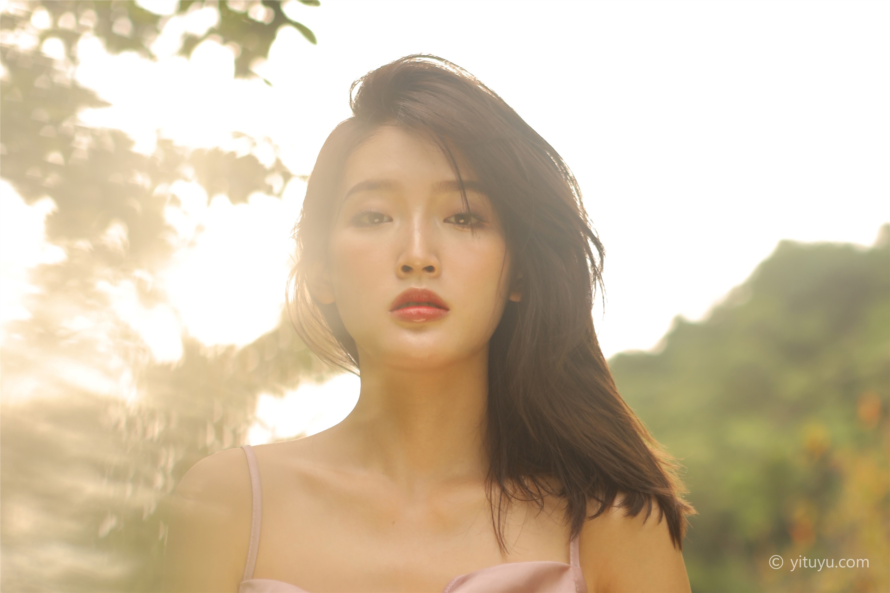 YITUYU艺图语  2021.05.14 她，ta 巧玲